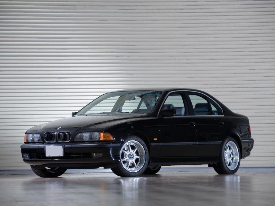  BMW 540i Sedan 1996 года  (US) (фото 1 из 5)
